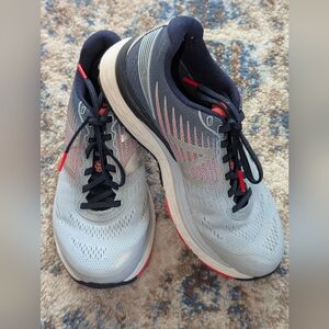 New Balance 880v8 Running Sneakers